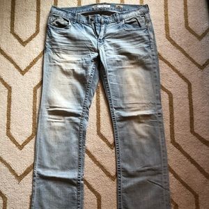 Men’s Buckle Jeans